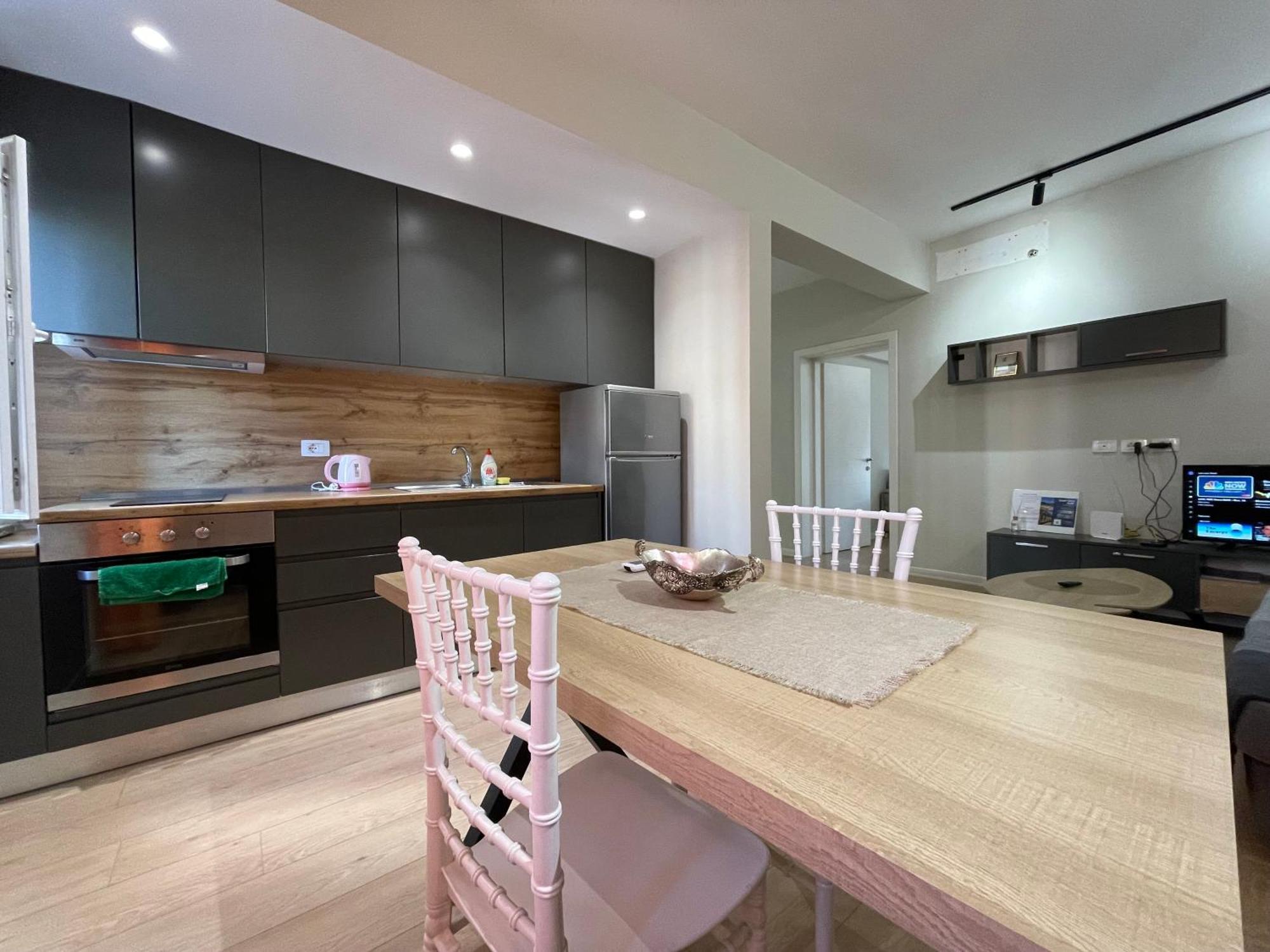 Downtown View Modern Apartment ติรานา ภายนอก รูปภาพ